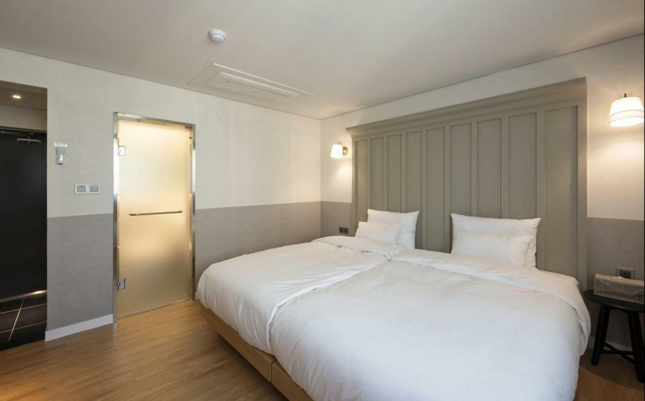 Brown Dot Hotel Hangnam Tongyeong Exterior photo